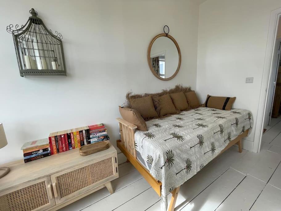 Top Deck - Fresh, Stylish Seaside Apartment Ventnor Extérieur photo
