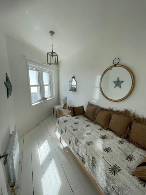 Top Deck - Fresh, Stylish Seaside Apartment Ventnor Extérieur photo