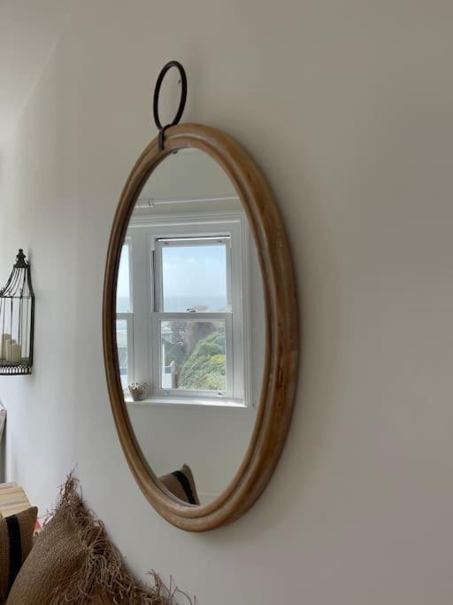 Top Deck - Fresh, Stylish Seaside Apartment Ventnor Extérieur photo