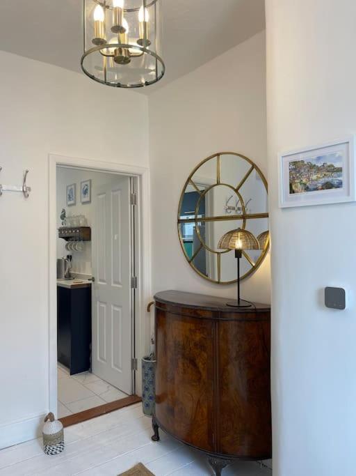 Top Deck - Fresh, Stylish Seaside Apartment Ventnor Extérieur photo